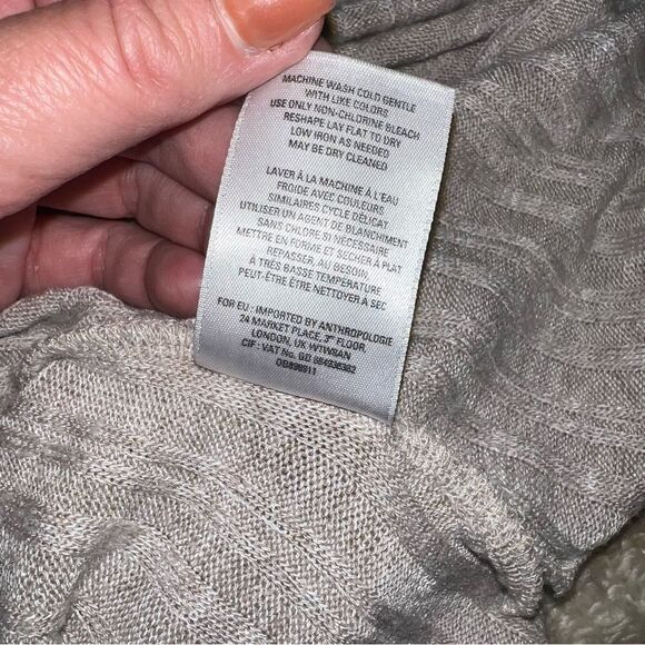 Anthropologie size M shirt - Picture 9 of 9